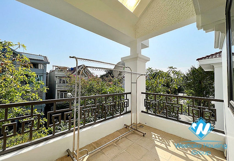 A spacious corner house for rent in Ciputra T Block